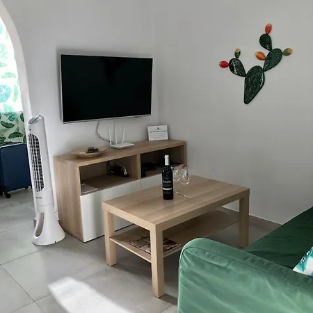 Happy Casa Vivienda Vacacional Tias Exterior photo